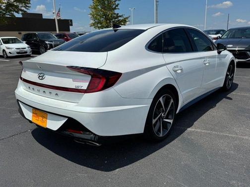 Quartz White 2021 Hyundai SONATA SEL Plus