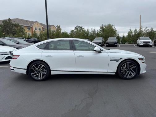 2026 Genesis G80 2.5T