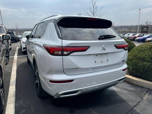 2022 Mitsubishi Outlander SEL