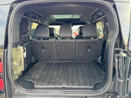 2022 Land Rover Defender 110 X-Dynamic HSE