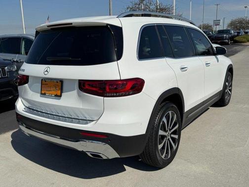 2023 Mercedes-Benz GLB 250 Base