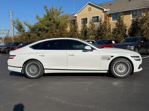 2022 Genesis G80 2.5T
