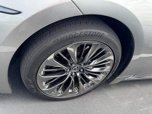 Liquid Platinum 2019 Lexus LS 500 Base