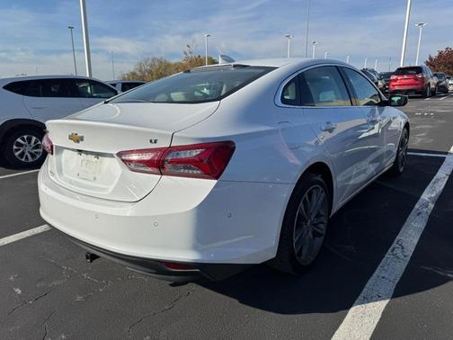 2023 Chevrolet Malibu 2LT