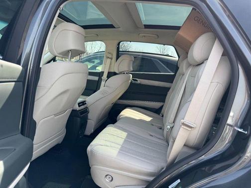 2026 Genesis GV80 2.5T