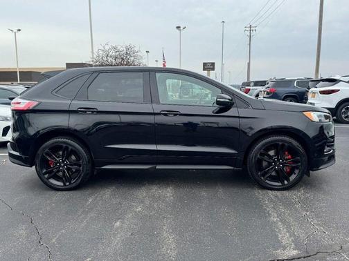 2020 Ford Edge ST