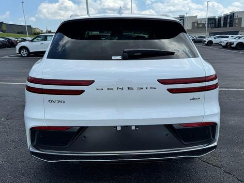 2026 Genesis GV70 2.5T Advanced