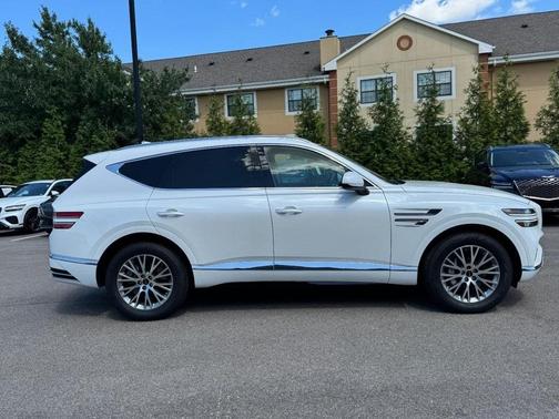 2025 Genesis GV80 2.5T