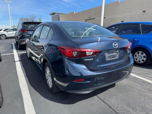 2016 Mazda Mazda3 i Sport
