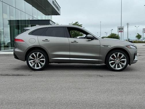 2019 Jaguar F-PACE S