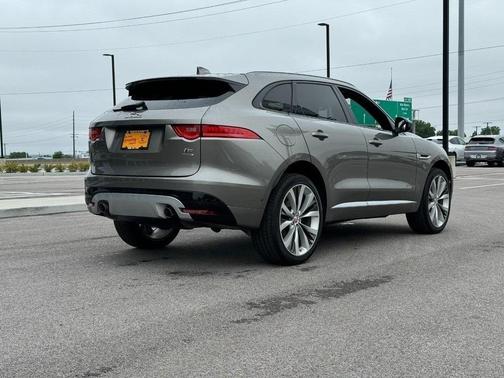 2019 Jaguar F-PACE S