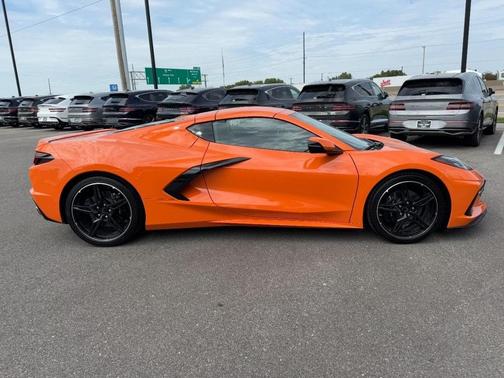 2023 Chevrolet Corvette Stingray w/2LT