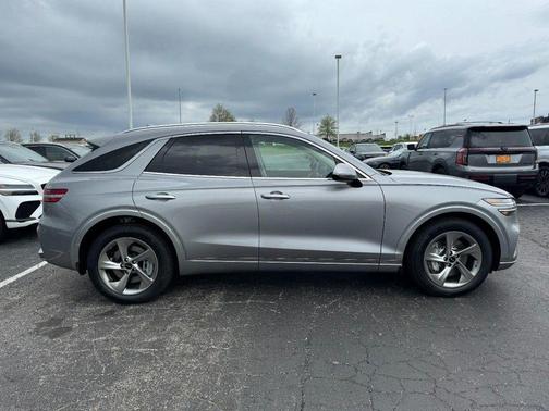 Savile Silver 2026 Genesis GV70 2.5T