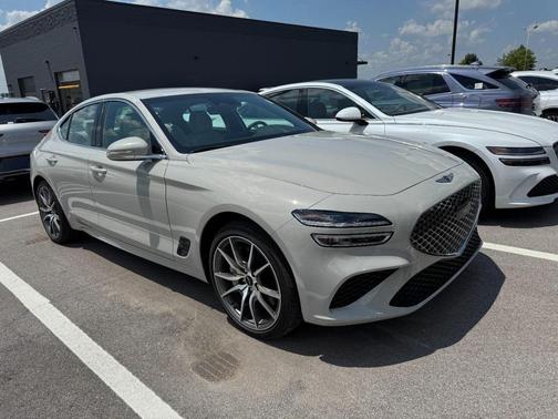 2025 Genesis G70 2.5T
