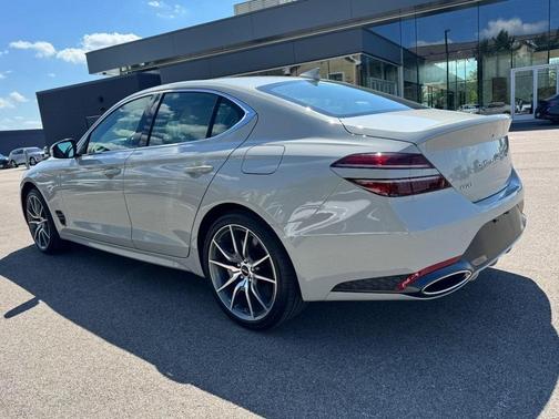 2025 Genesis G70 2.5T