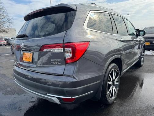 2019 Honda Pilot Touring 8-Passenger