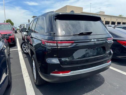 Diamond Black 2022 Jeep Grand Cherokee Limited