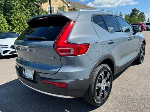 2022 Volvo XC40 T5 Inscription