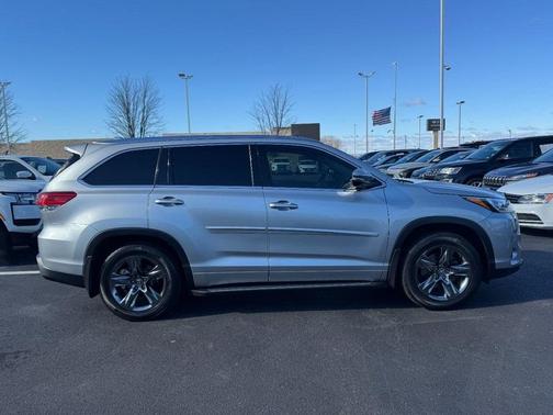 2018 Toyota Highlander 