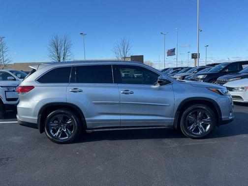 2018 Toyota Highlander 