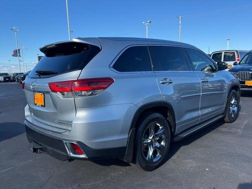 2018 Toyota Highlander 