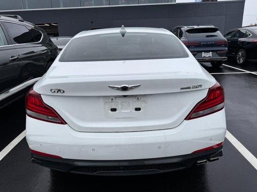 2021 Genesis G70 2.0T