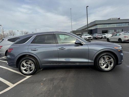 2026 Genesis GV70 2.5T Select