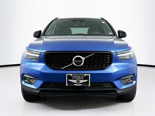 2021 Volvo XC40 T5 R-Design