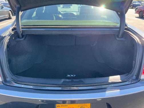 2016 Chrysler 300C Platinum