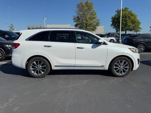 2017 Kia Sorento SX