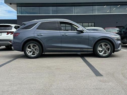 2026 Genesis GV70 2.5T Select