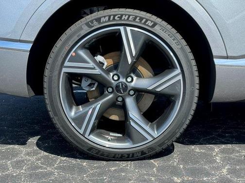 2025 Genesis GV80 2.5T Prestige