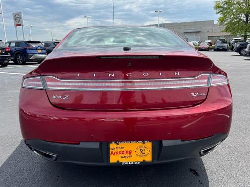 2016 Lincoln MKZ Base