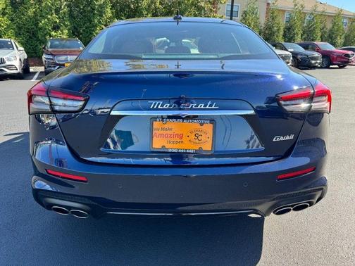 2022 Maserati Ghibli Modena