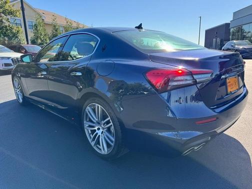 2022 Maserati Ghibli Modena