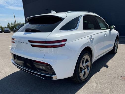 2026 Genesis GV70 2.5T Select