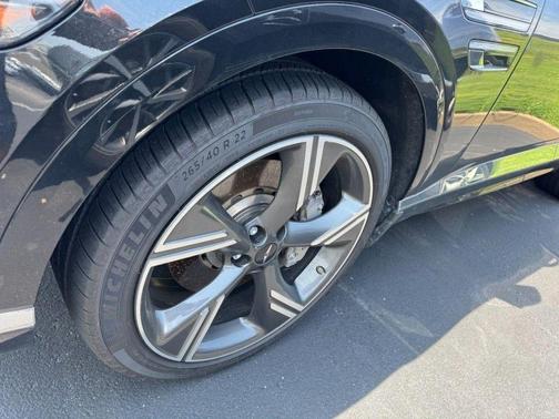 Vik Black 2026 Genesis GV80 2.5T Prestige
