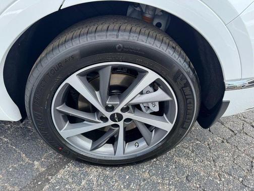 Alta White 2026 Genesis GV80 2.5T Advanced