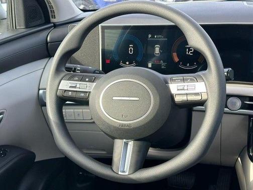 White Pearl 2026 Hyundai TUCSON SEL
