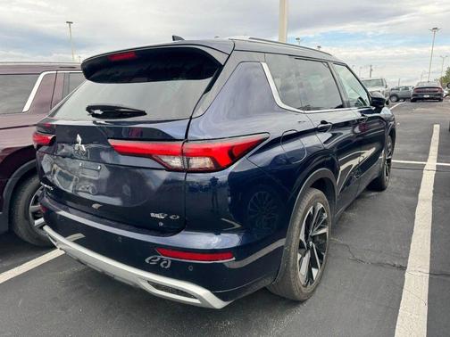 2022 Mitsubishi Outlander SEL