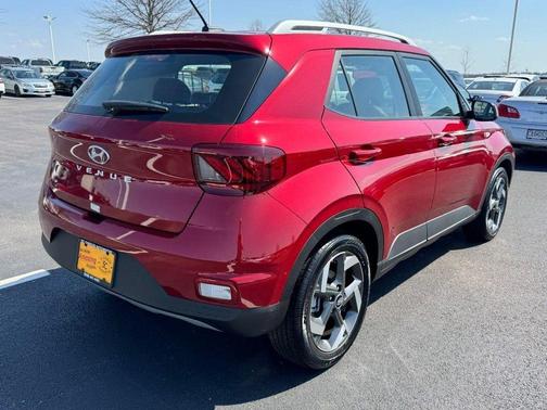 2025 Hyundai VENUE Limited