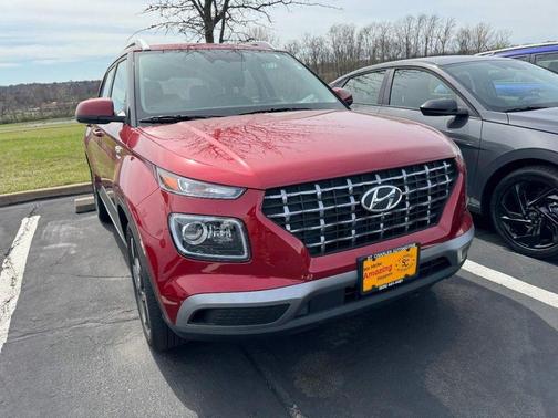 2025 Hyundai VENUE Limited