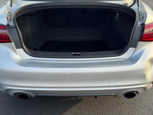 2018 INFINITI Q50 2.0t LUXE