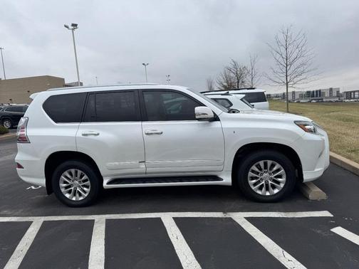 2019 Lexus GX 460 Base