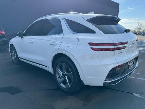 2026 Genesis GV70 2.5T Select