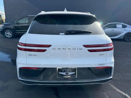 2026 Genesis GV70 2.5T Select