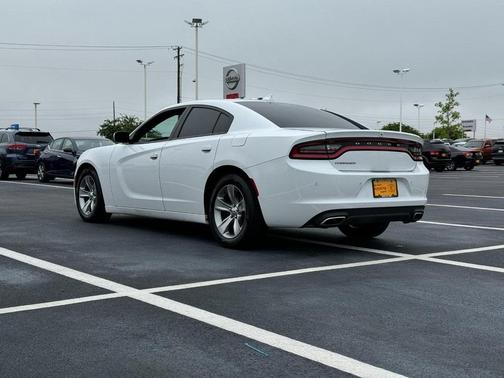 2018 Dodge Charger SXT Plus