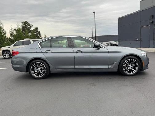 2020 BMW 530 i xDrive