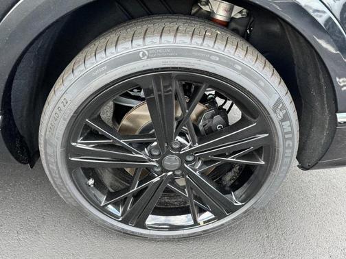 2026 Genesis GV80 Coupe 3.5T e-SC Prestige Black