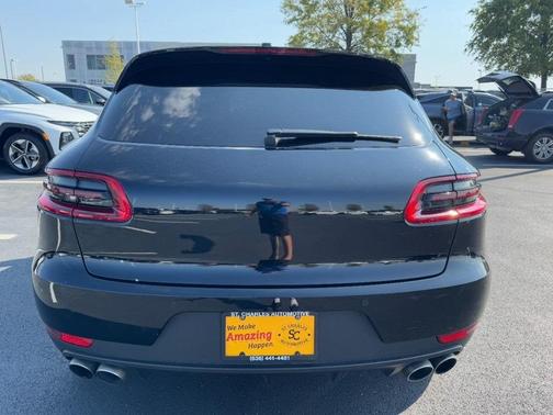 2018 Porsche Macan S